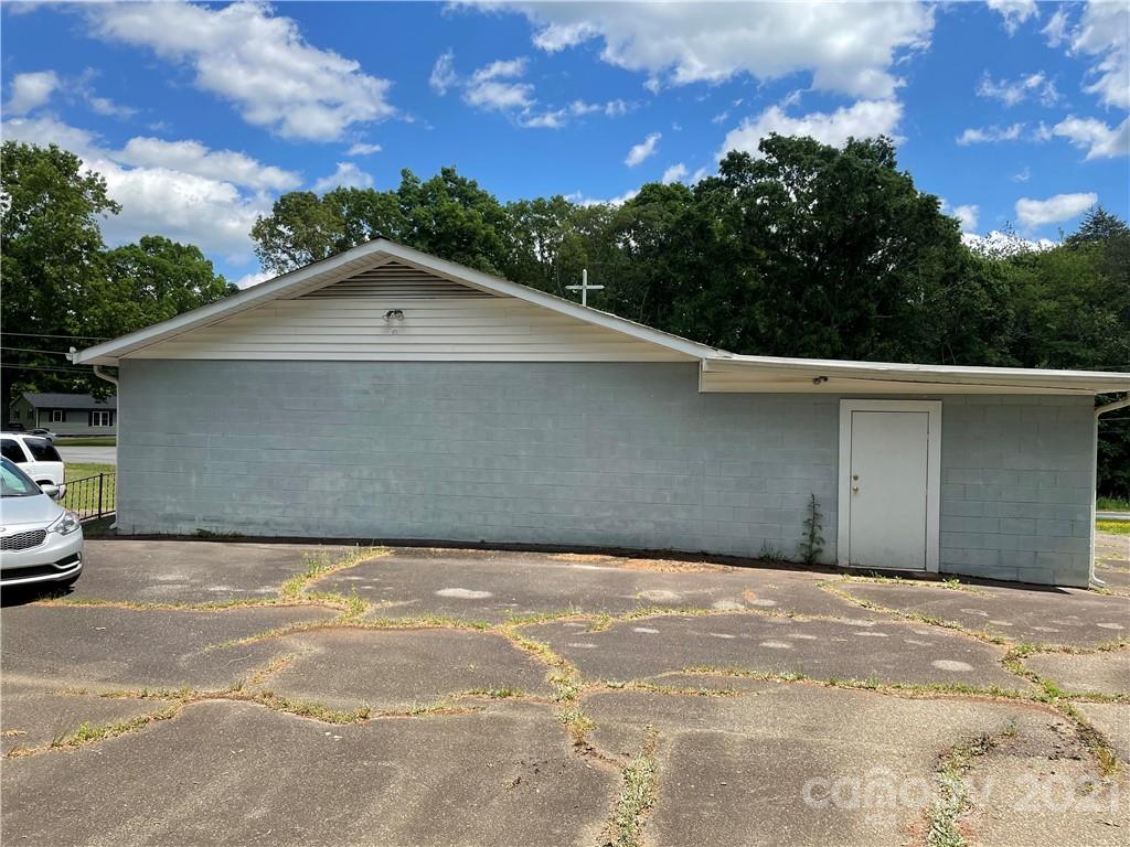 Special Purpose at 3391 Briarwood Drive, Maiden, photo 21 of 36