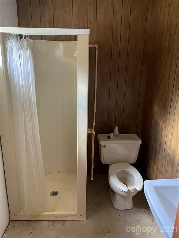 Special Purpose at 3391 Briarwood Drive, Maiden, photo 33 of 36
