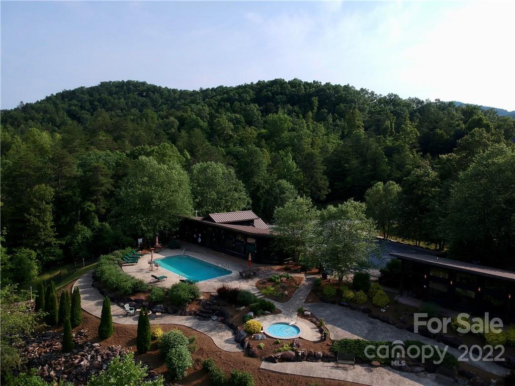 The River Lodge, Fitness Center, Pool and Hot Tub are for all owners to enjoy! - 921 Wild River Run, Marshall
