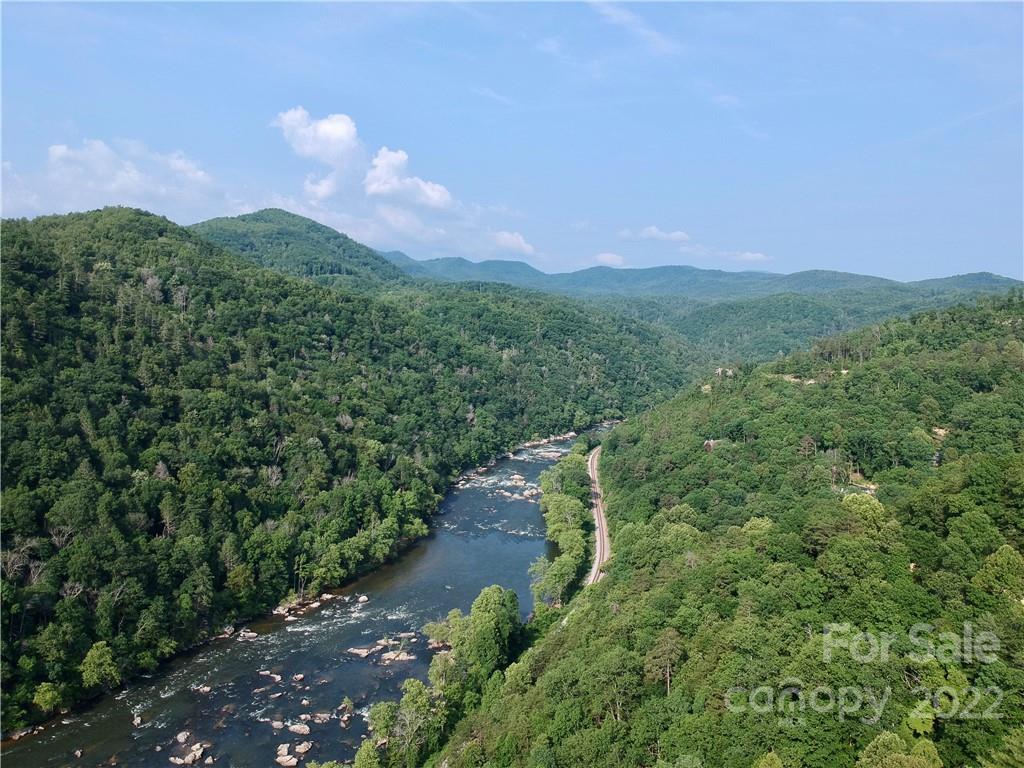 River view 1 from the neighborhood Lodge. - 921 Wild River Run, Marshall