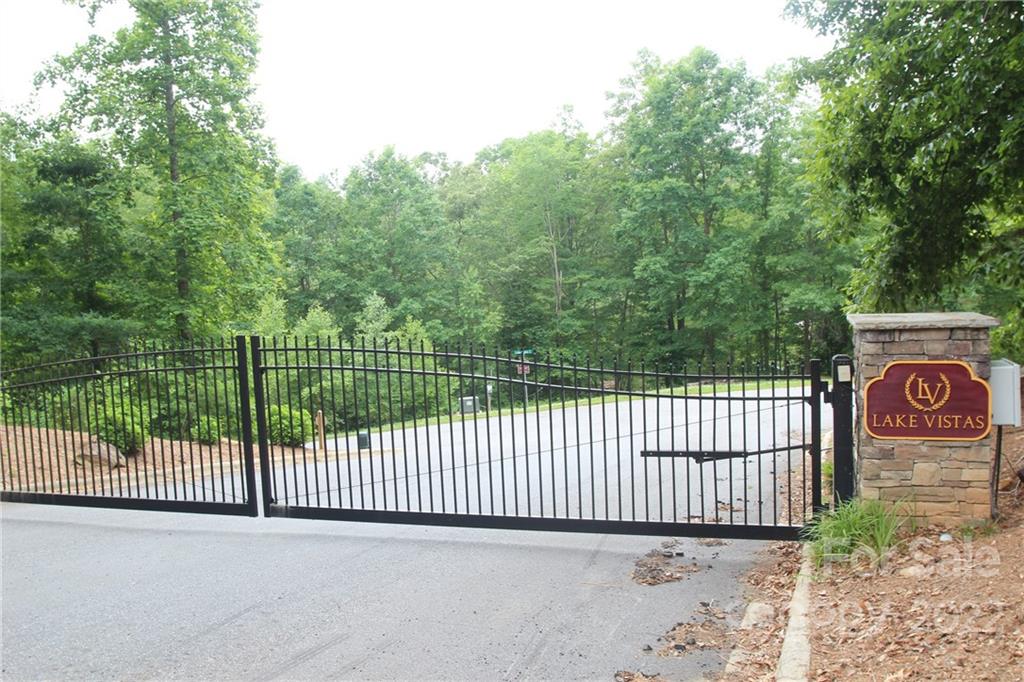 Gated subdivision - 2038 Inlet Shore Road NE, Connelly Springs
