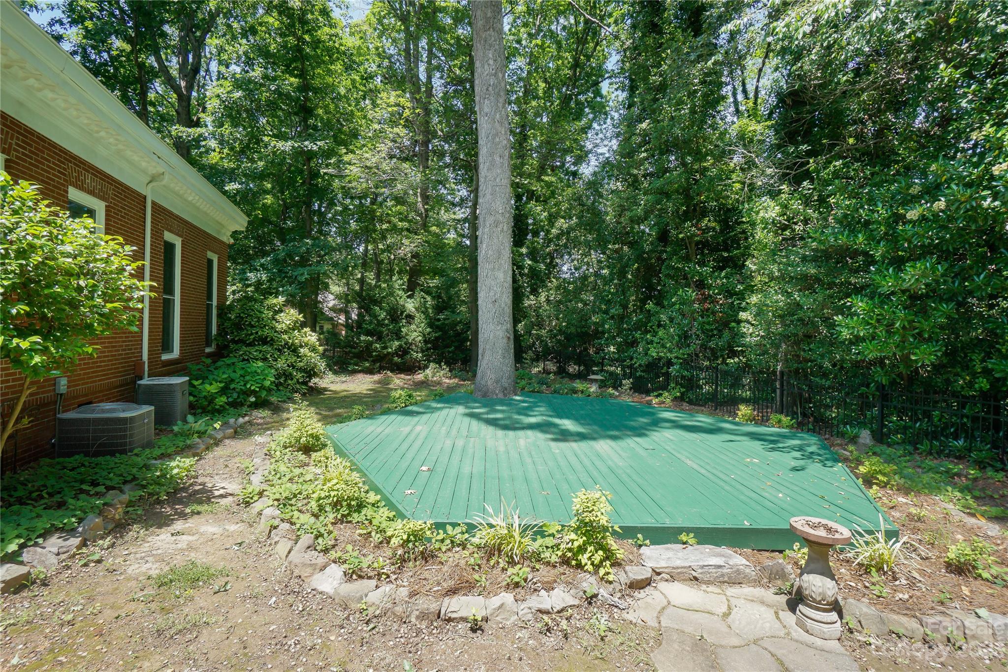 Fenced Backyard - 620 N 9th Street, Albemarle