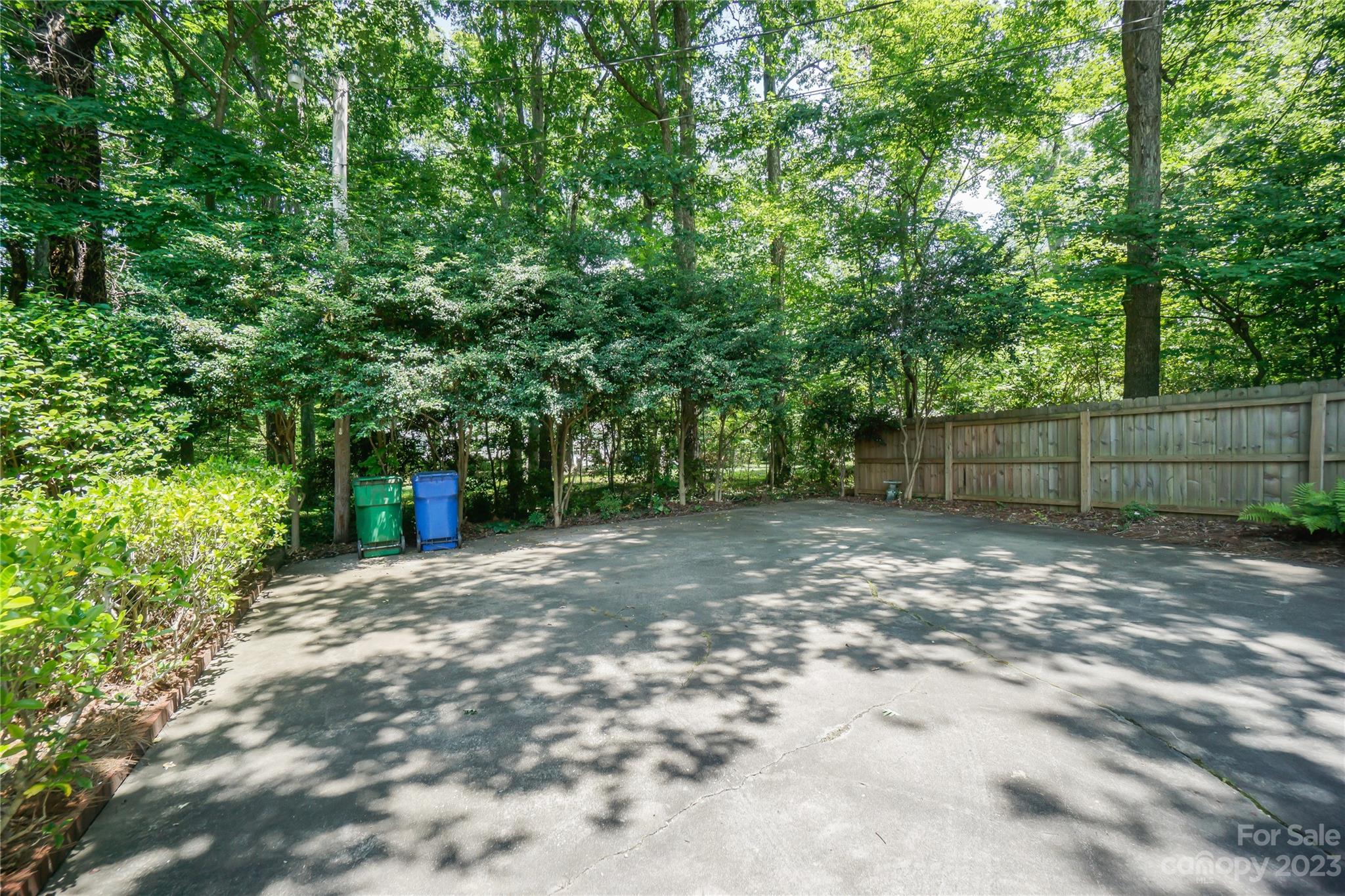 4+ Parking - 620 N 9th Street, Albemarle