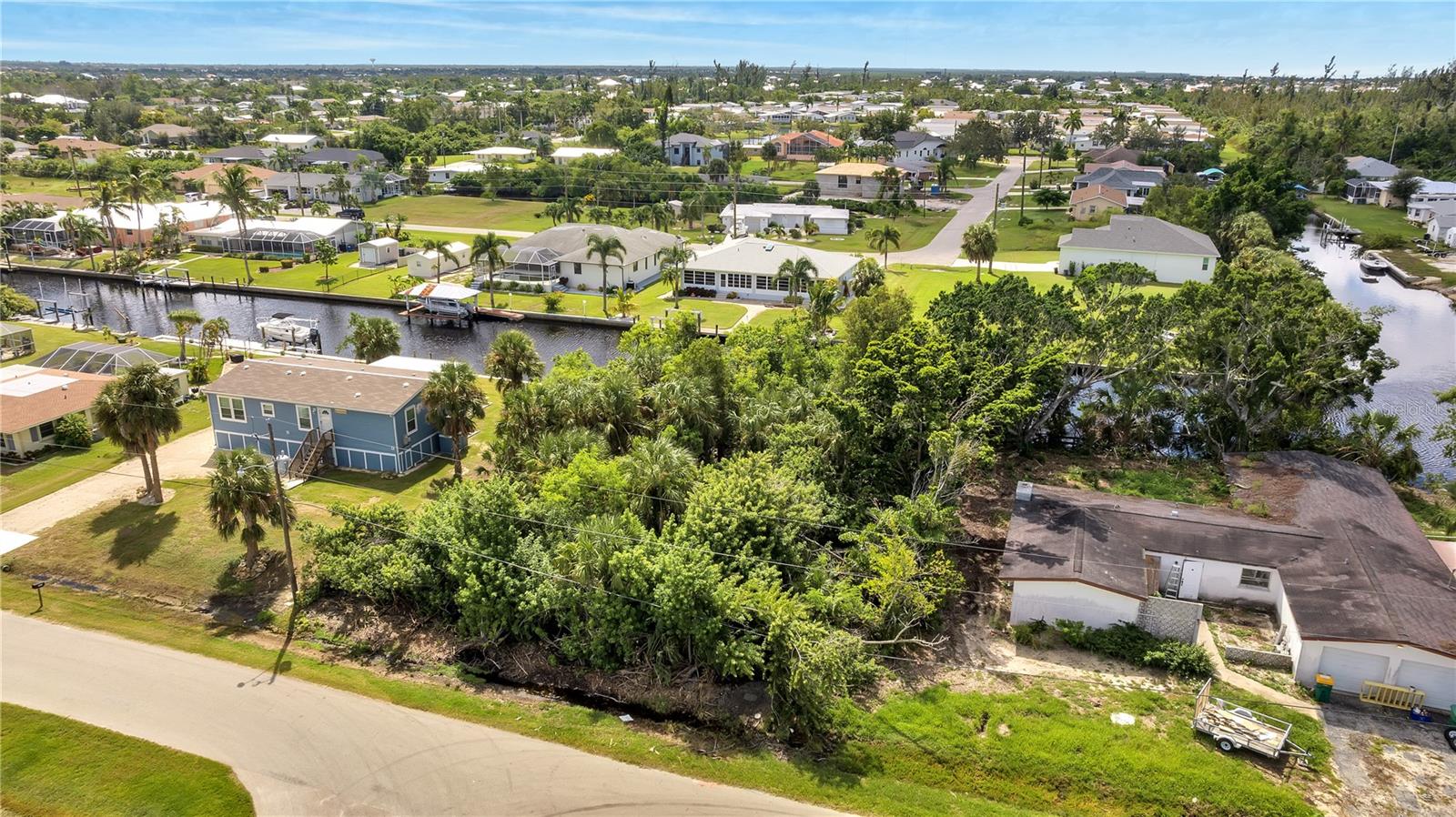 Land at 727 MARLIN DR, PUNTA GORDA, photo 4 of 7