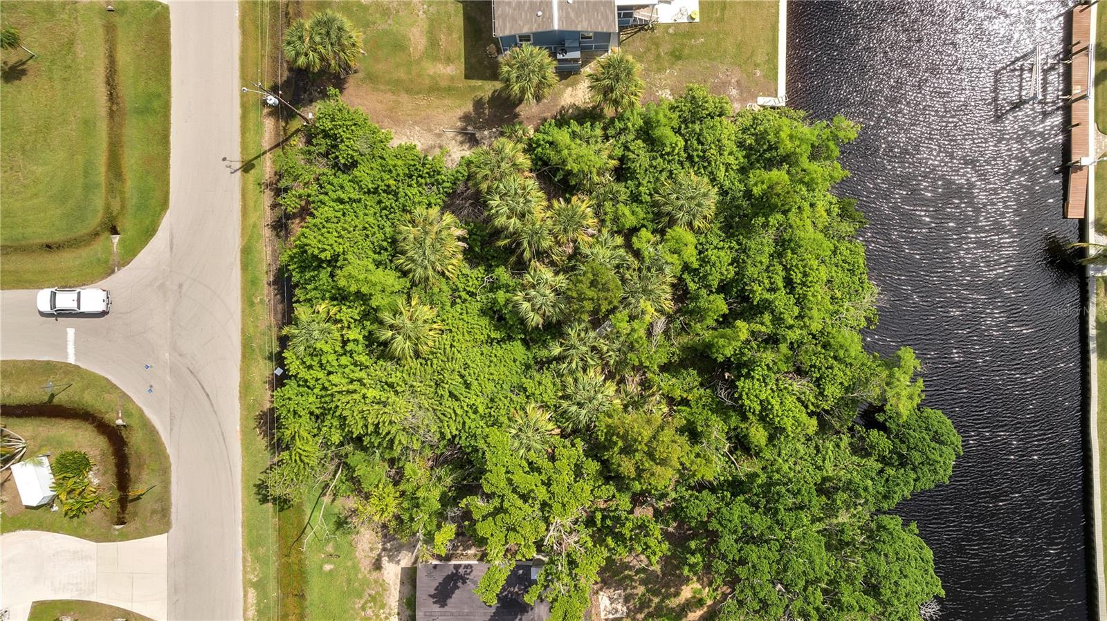 Land at 727 MARLIN DR, PUNTA GORDA, photo 5 of 7