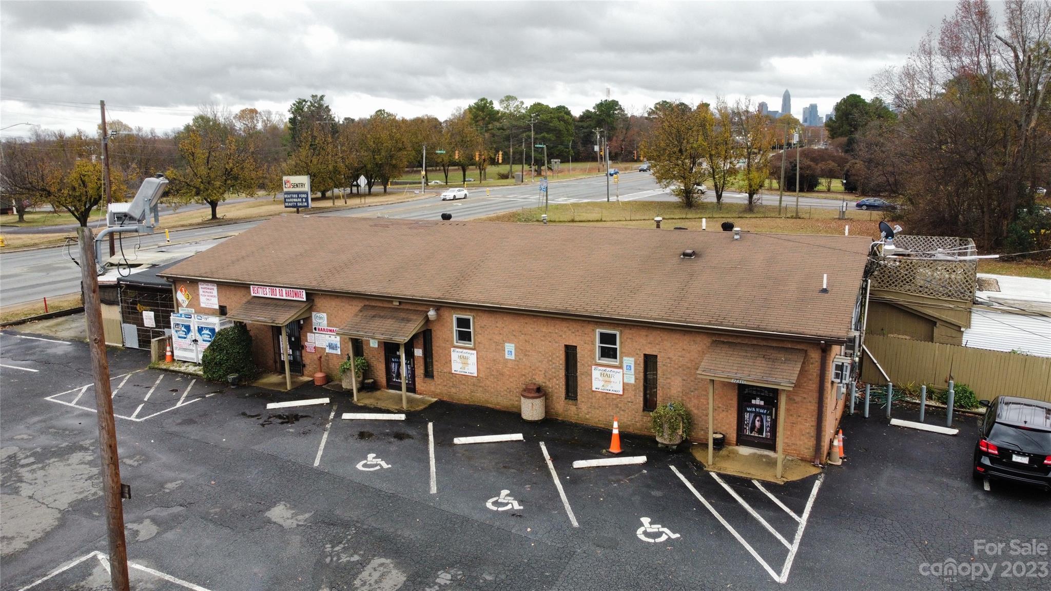 Business at 2731 Beatties Ford Road, Charlotte, photo 3 of 18