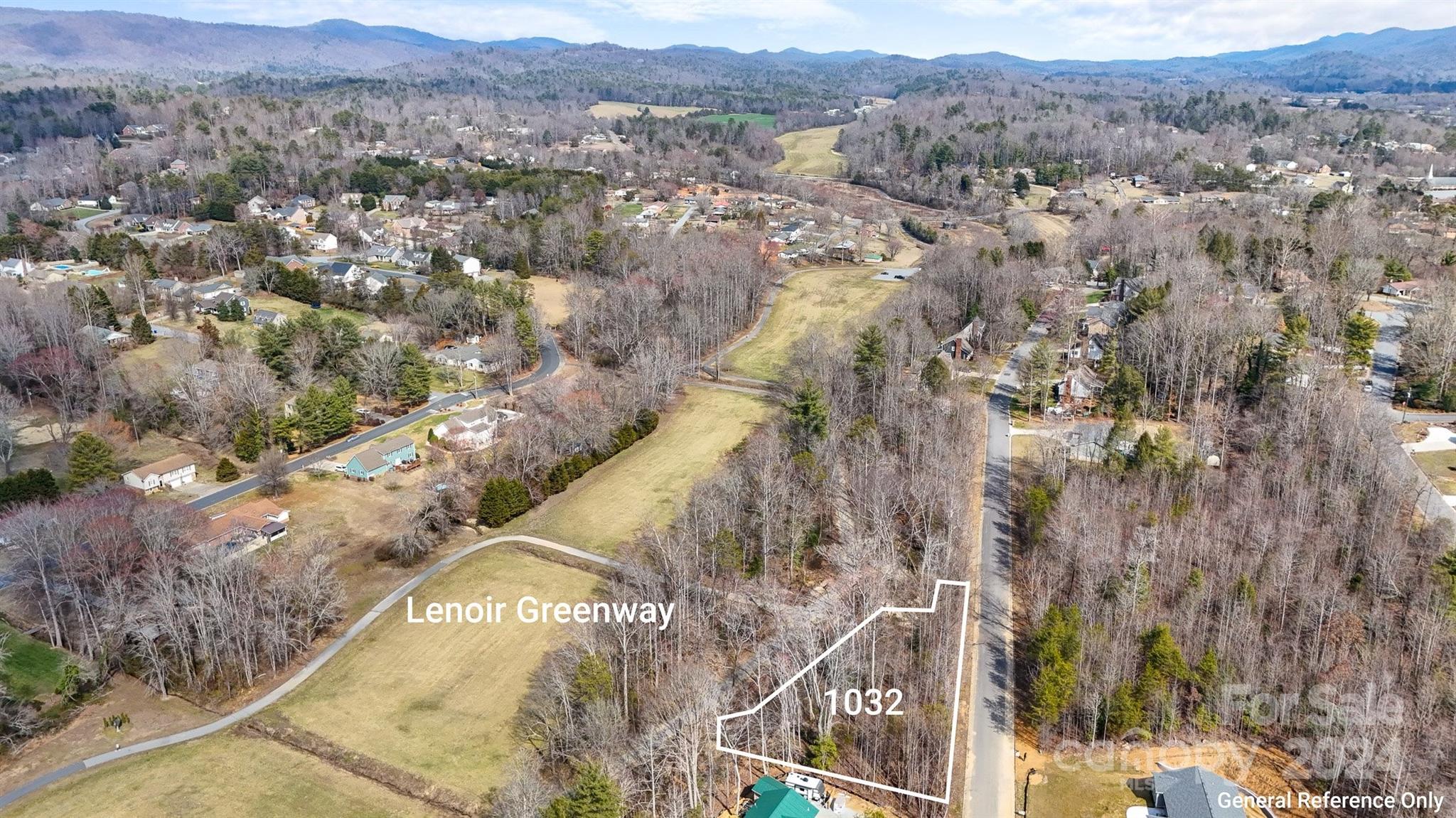 Lot at 1032 Williamsburg Drive NE, Lenoir, photo 2 of 6