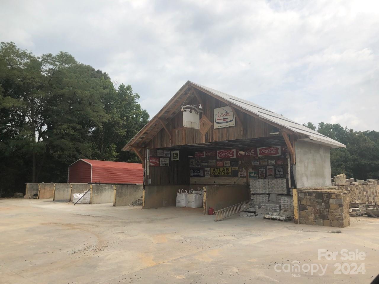 Industrial at 715 Oakridge Farm Highway, Mooresville, photo 2 of 3