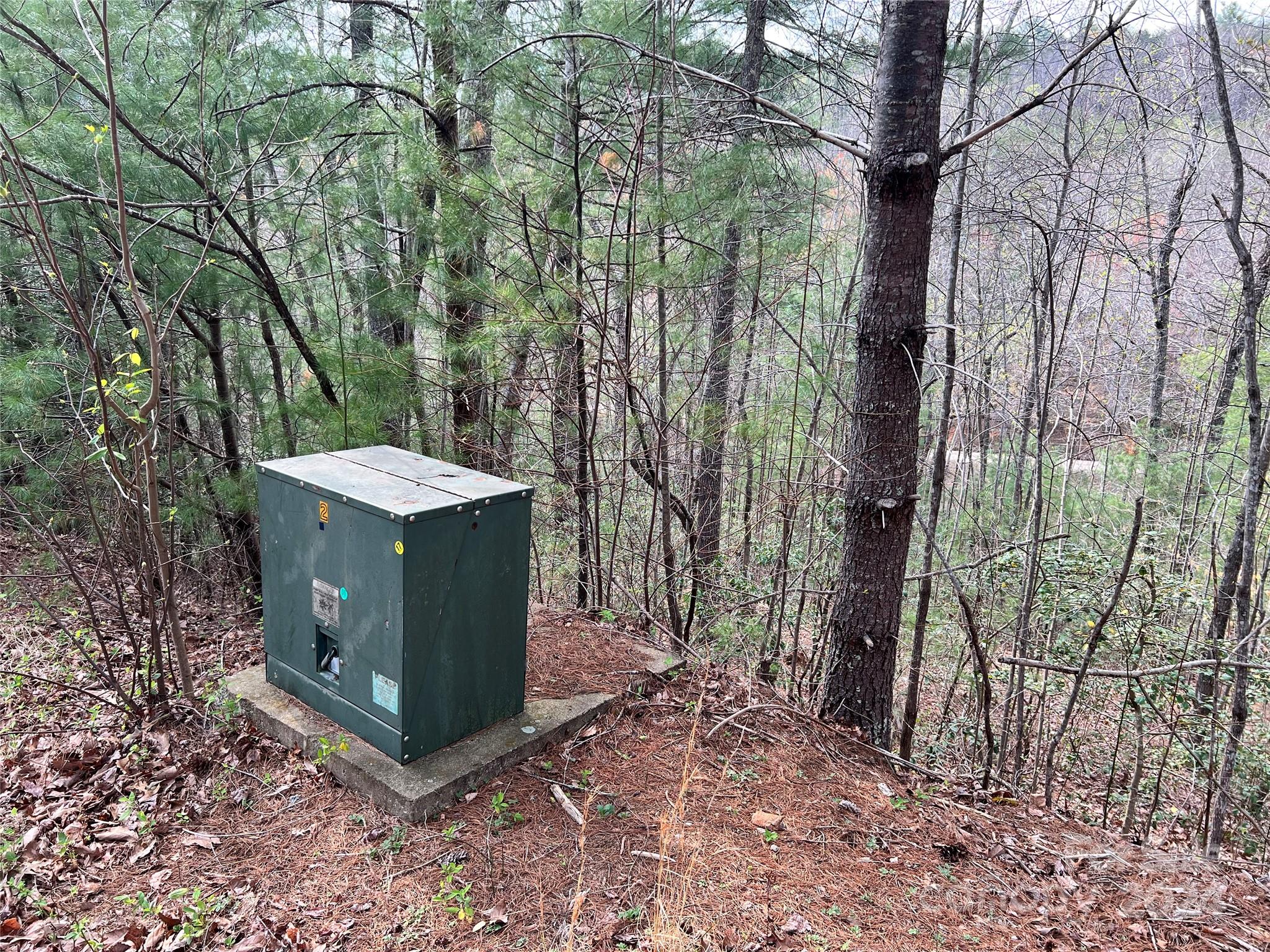 Lot at 3114 Mountain Laurel Drive, Lenoir, photo 4 of 5