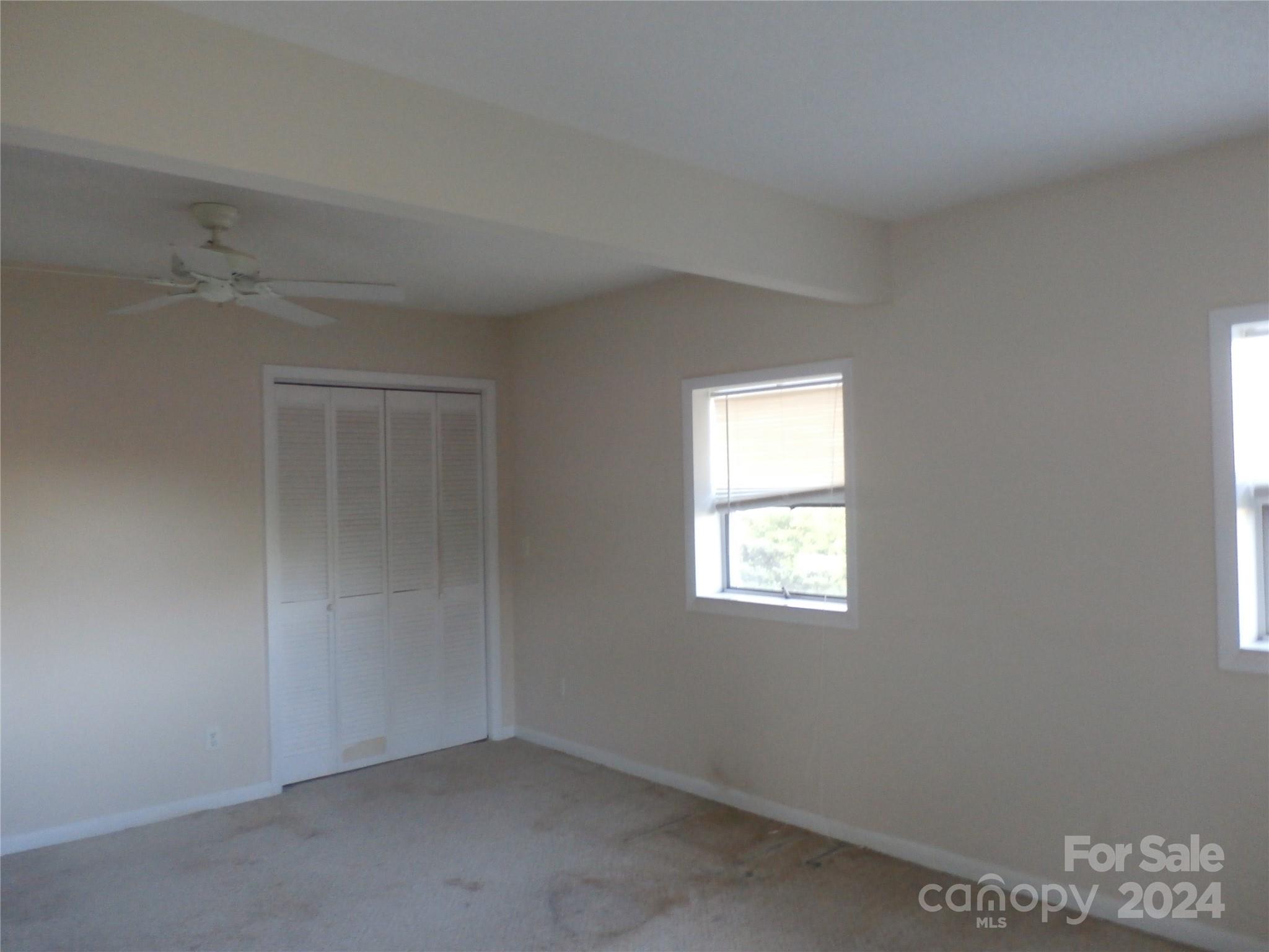 lower level bedroom - 288 Firetower Road, Spruce Pine