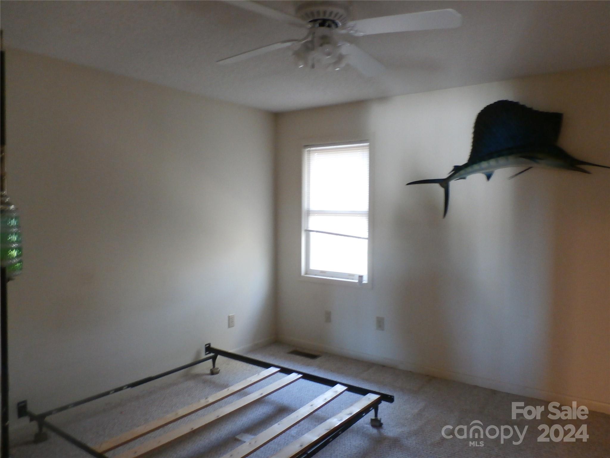 apartment bedrom - 288 Firetower Road, Spruce Pine