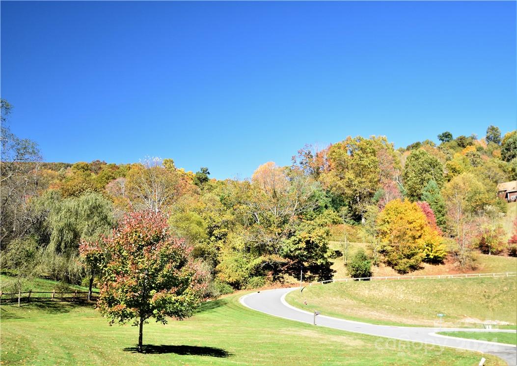 Community Photo 3 - Lot 6 Mayflower Court, Waynesville