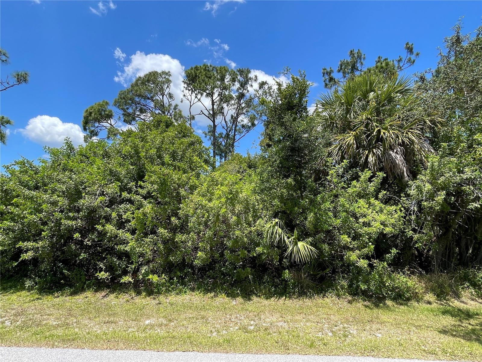 468 KELLSTADT ST NW
