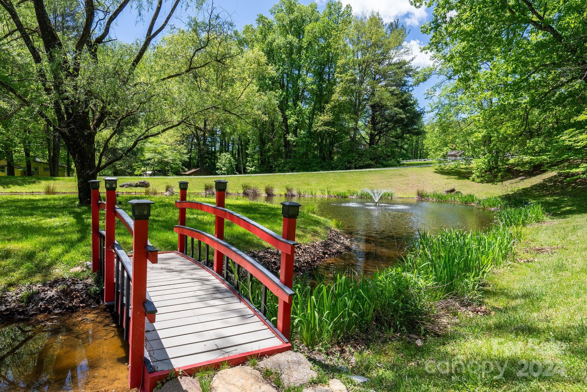 An upclose look at the footbridge. - 99999 Winding Poplar Road, Black Mountain