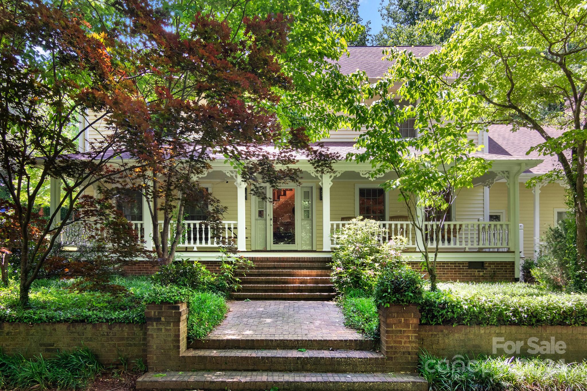 A large front porch welcomes you to this fabulous home! - 205 Vauxhall Drive, Shelby