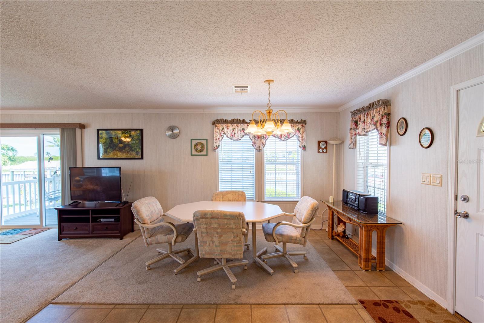 Dining area - 84 WINDMILL BLVD, PUNTA GORDA
