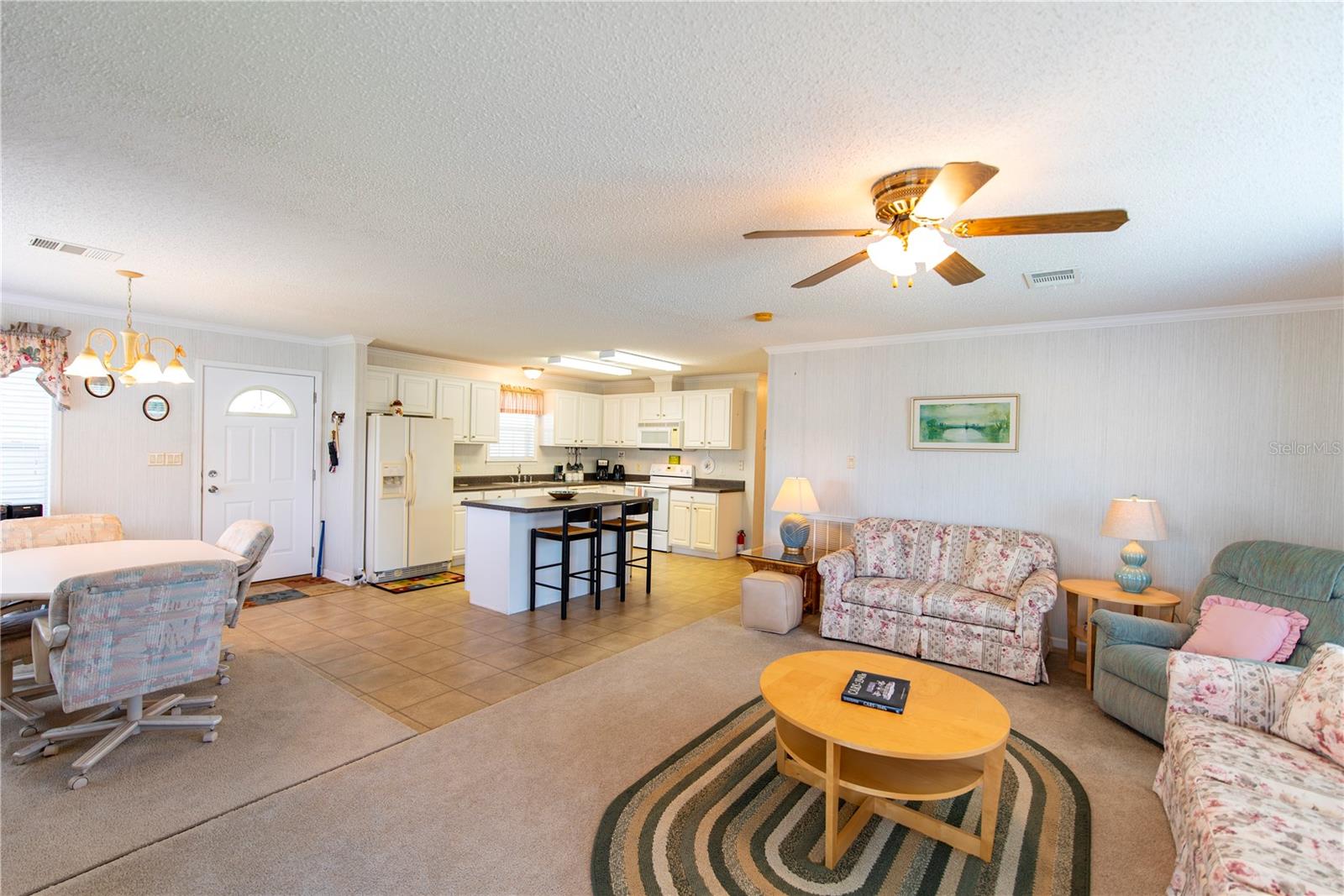 Living Space - 84 WINDMILL BLVD, PUNTA GORDA