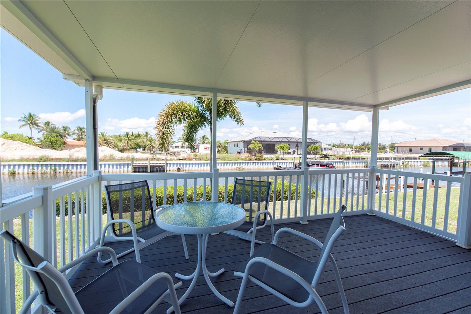 Lanai - 84 WINDMILL BLVD, PUNTA GORDA