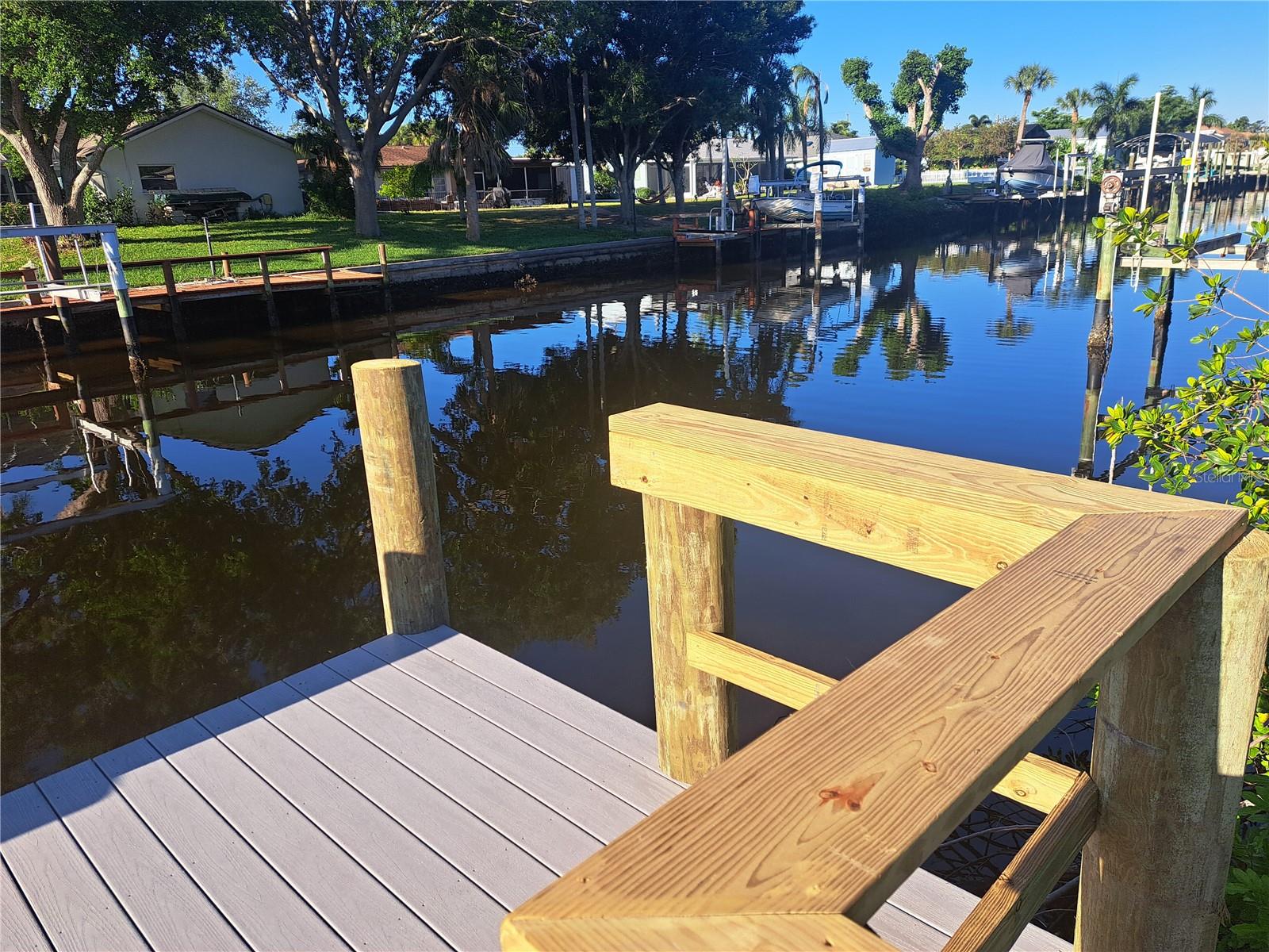 To West - 18641 KLINGLER CIR, PORT CHARLOTTE