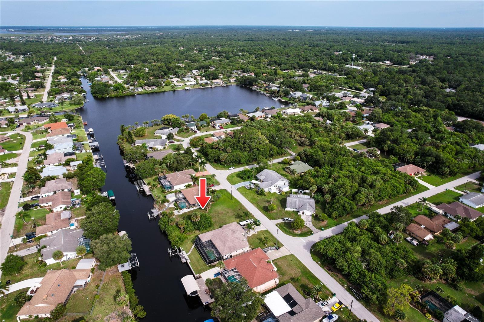 The other way... - 18641 KLINGLER CIR, PORT CHARLOTTE