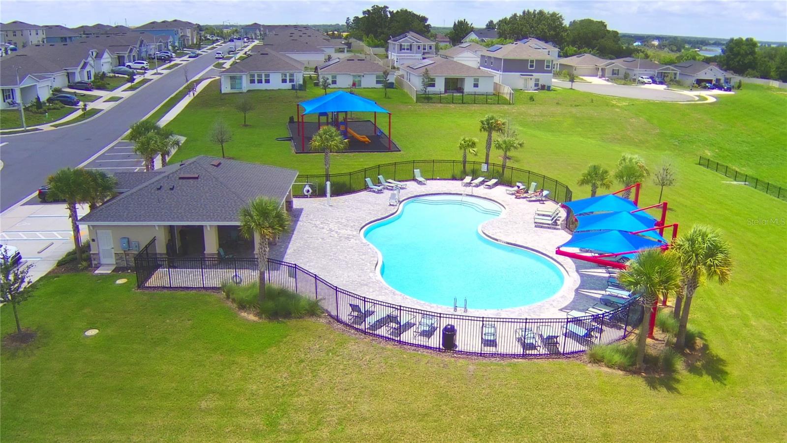 COMMUNITY POOL AND PLAYGROUND - 1249 TAGLIAMENTO LN, HAINES CITY