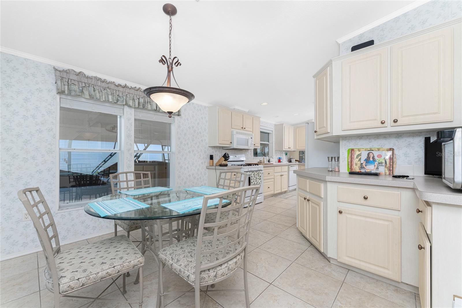 Manufactured Home at 63 WINDMILL BLVD #204O, PUNTA GORDA, photo 17 of 56