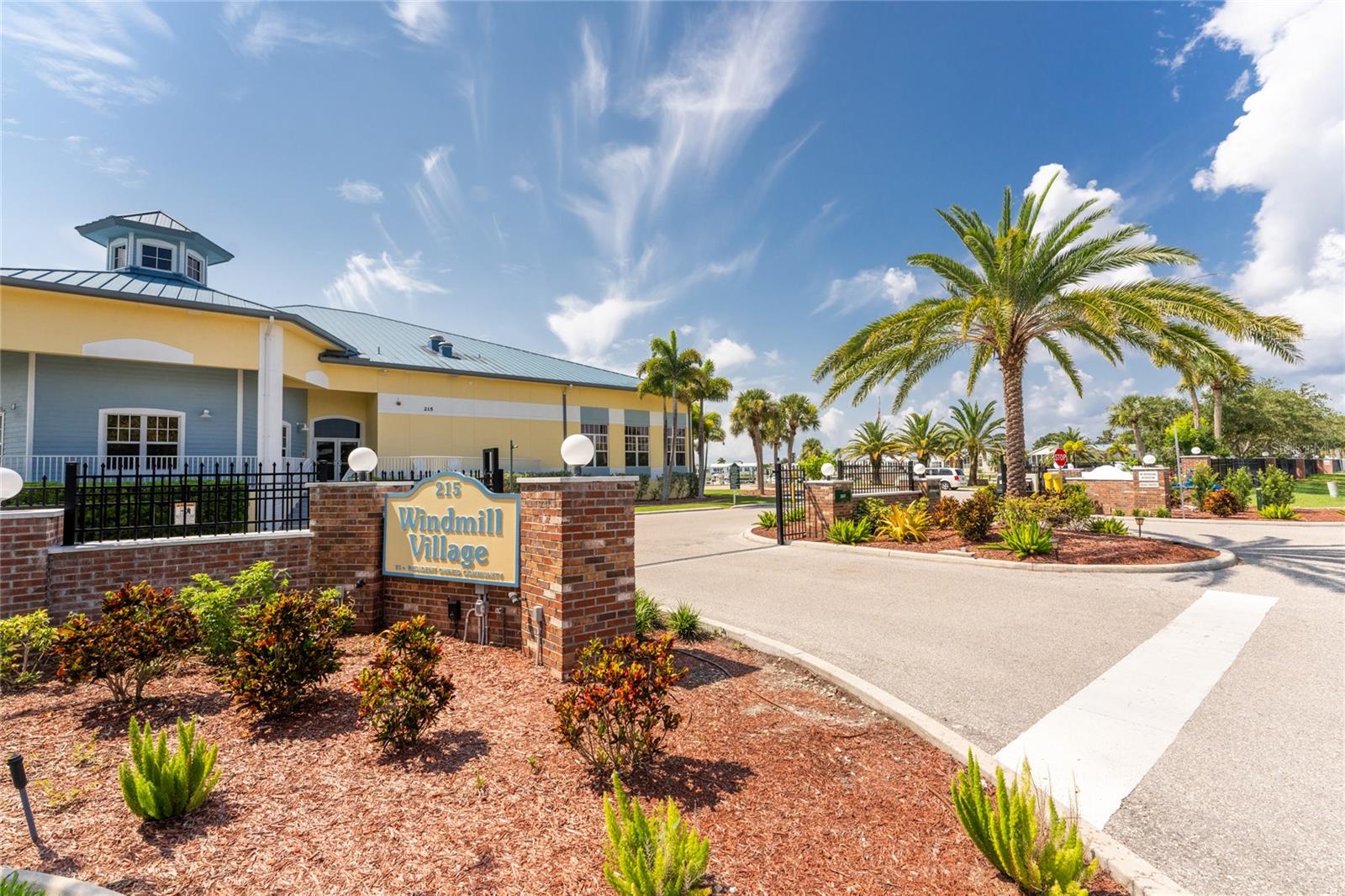 Manufactured Home at 63 WINDMILL BLVD #204O, PUNTA GORDA, photo 39 of 56