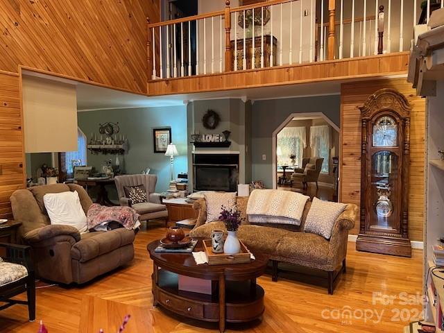 Single Family Residence at 1240 Gaddy Road S, Nebo, photo 9 of 48