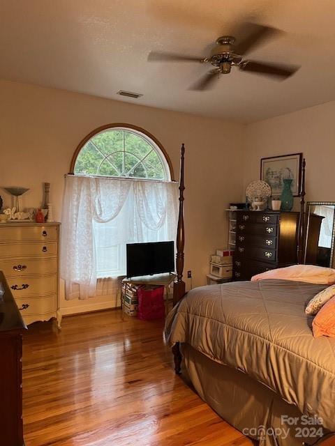 Single Family Residence at 1240 Gaddy Road S, Nebo, photo 21 of 48