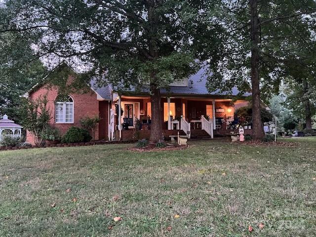 Single Family Residence at 1240 Gaddy Road S, Nebo, photo 41 of 48