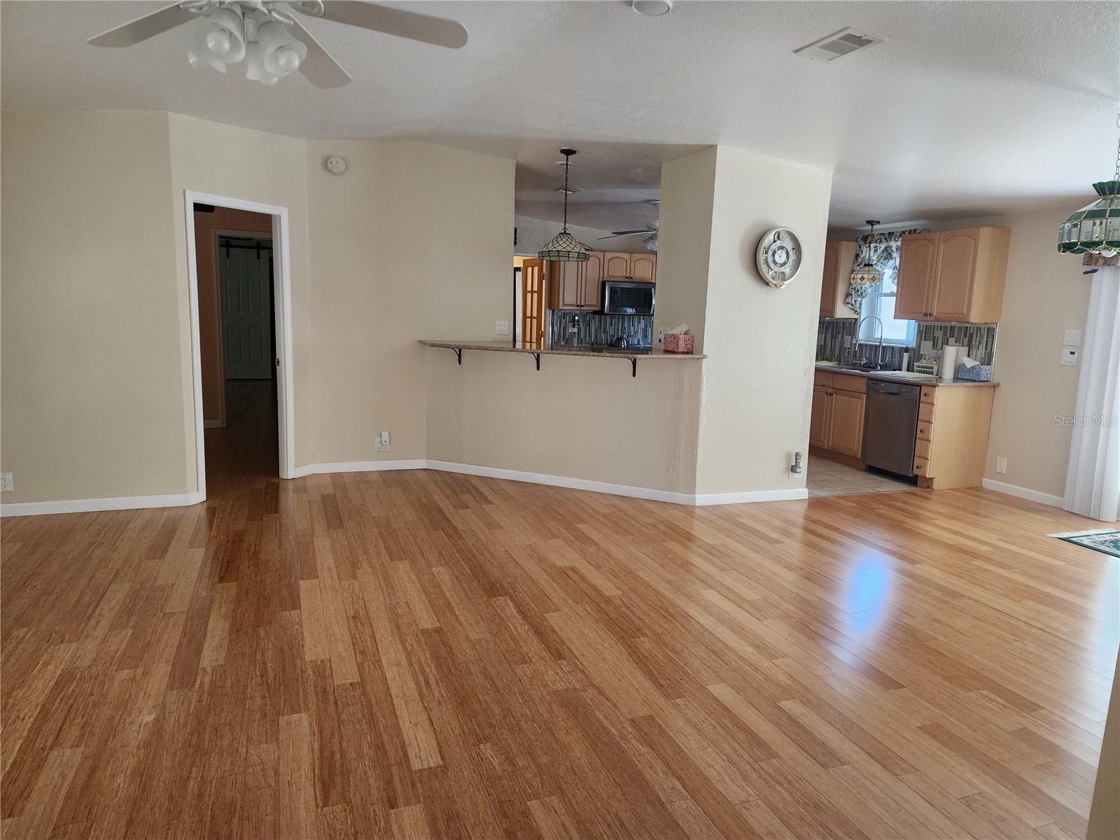 Single Family Residence at 14902 ARRENA RD, WINTER GARDEN, photo 7 of 40