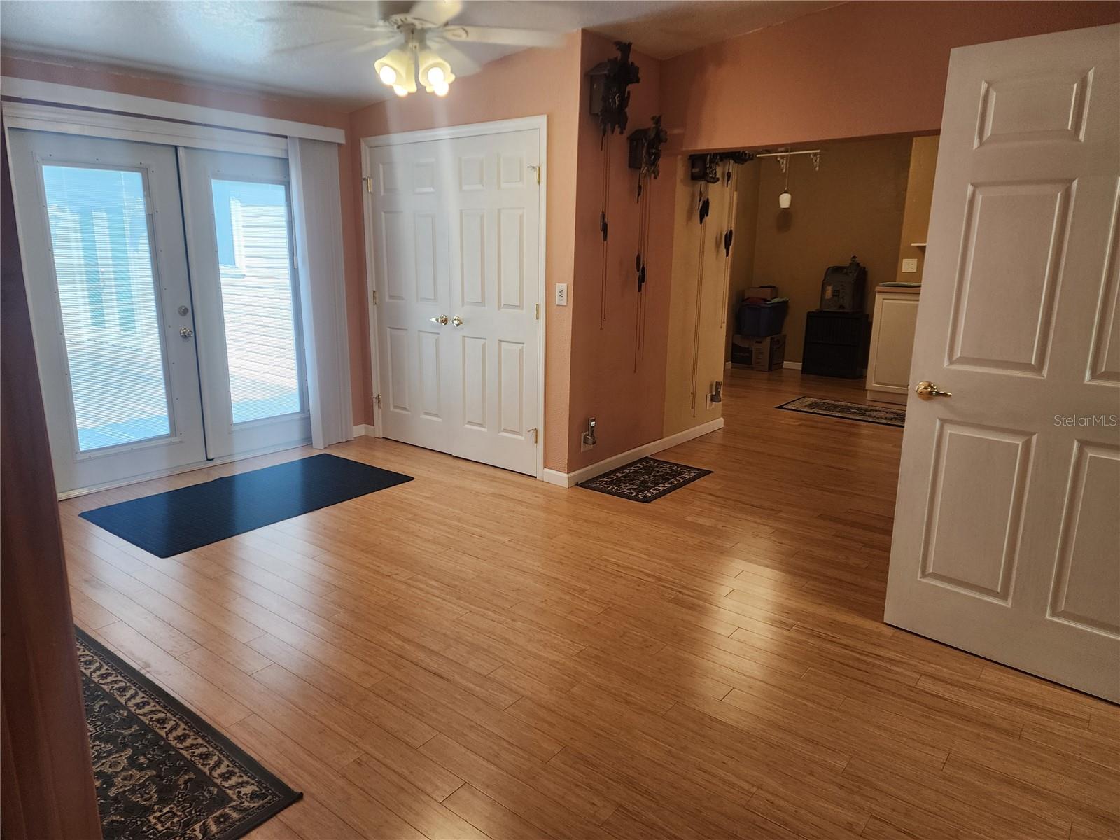 SITTING AREA OUTSIDE GAME ROOM (POOL ROOM) - 14902 ARRENA RD, WINTER GARDEN
