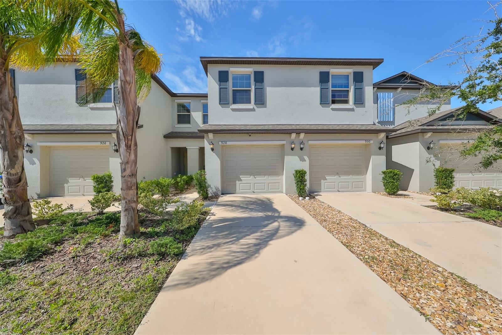 Townhouse at 928 ROYAL EMPRESS DR, RUSKIN