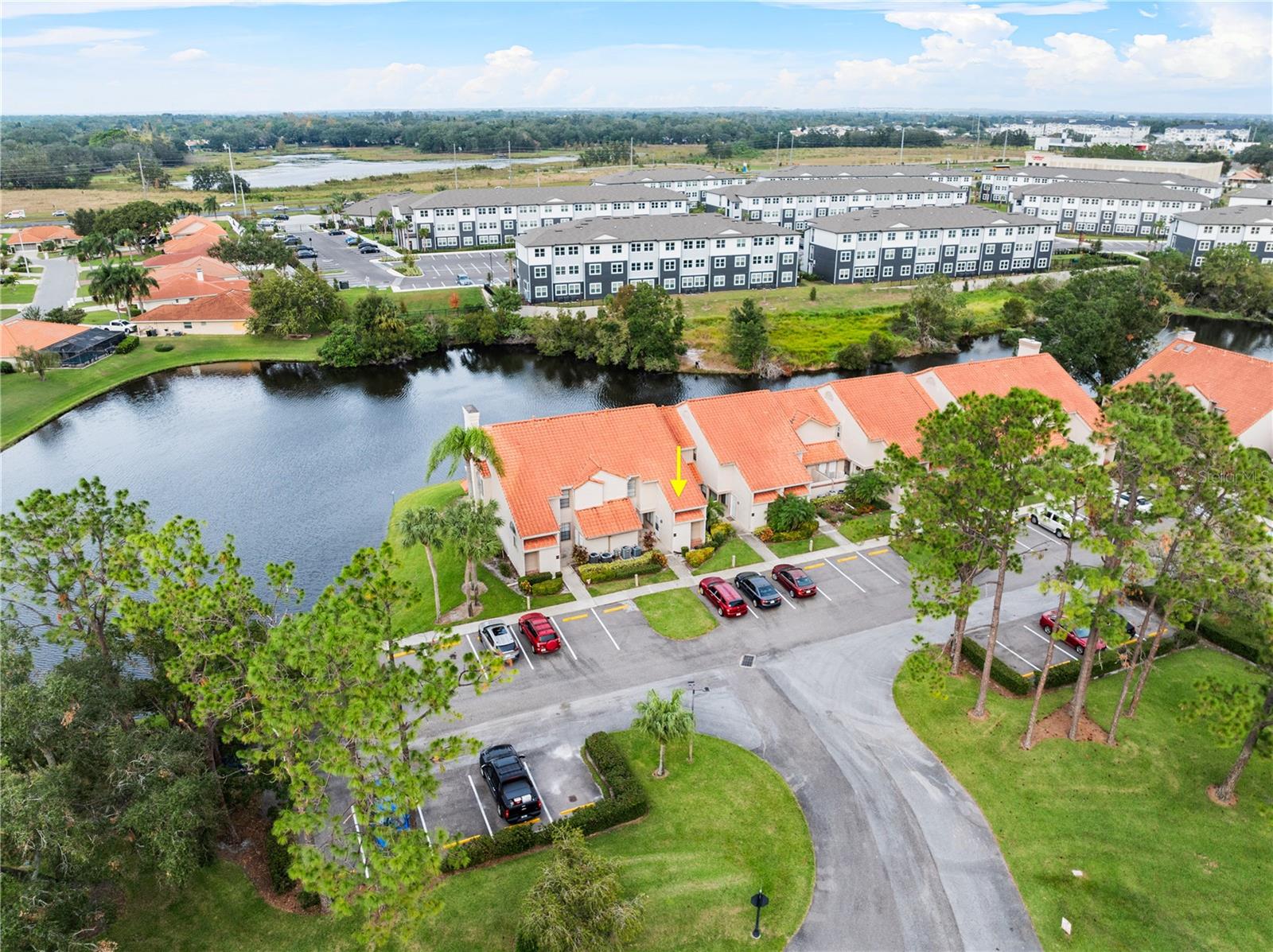 Condominium at 1710 GARDEN LAKE DR #1710, WINTER HAVEN, photo 6 of 21