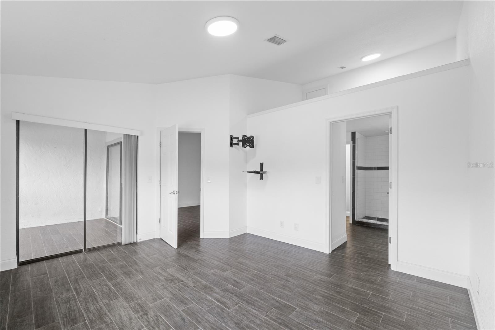Condominium at 1710 GARDEN LAKE DR #1710, WINTER HAVEN, photo 12 of 21