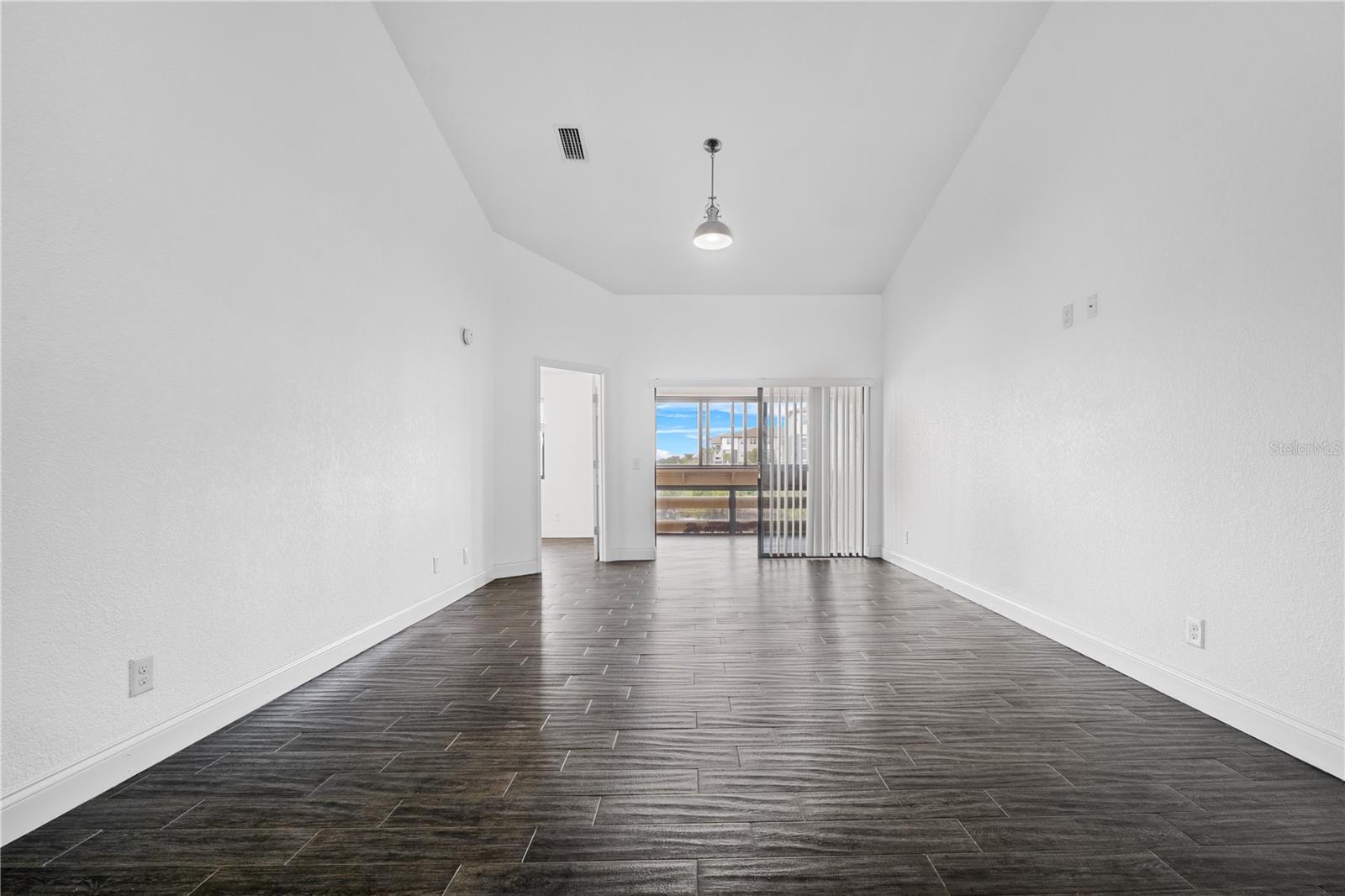 Condominium at 1710 GARDEN LAKE DR #1710, WINTER HAVEN, photo 10 of 21