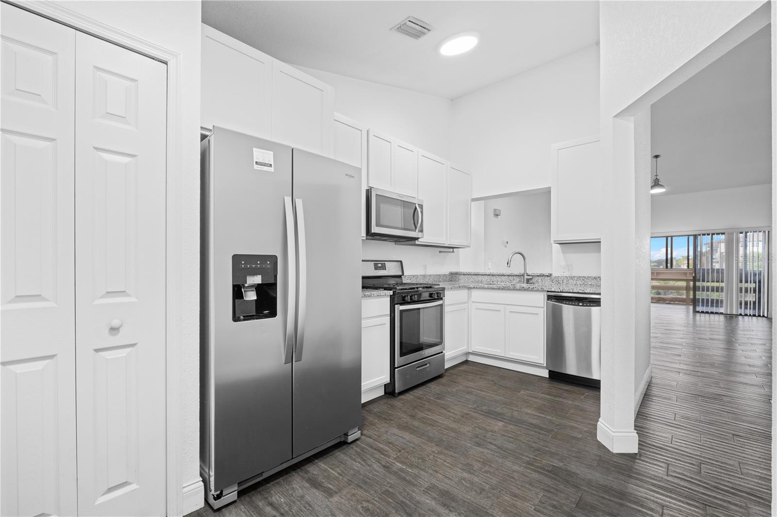 Condominium at 1710 GARDEN LAKE DR #1710, WINTER HAVEN, photo 14 of 21