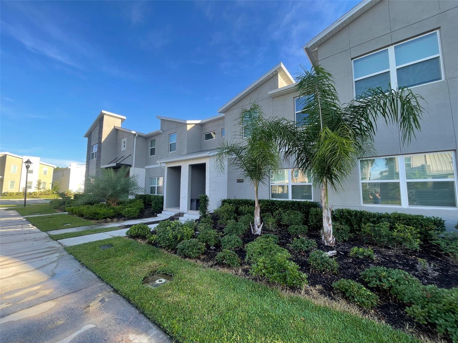 4295 PARAGRAPH DR