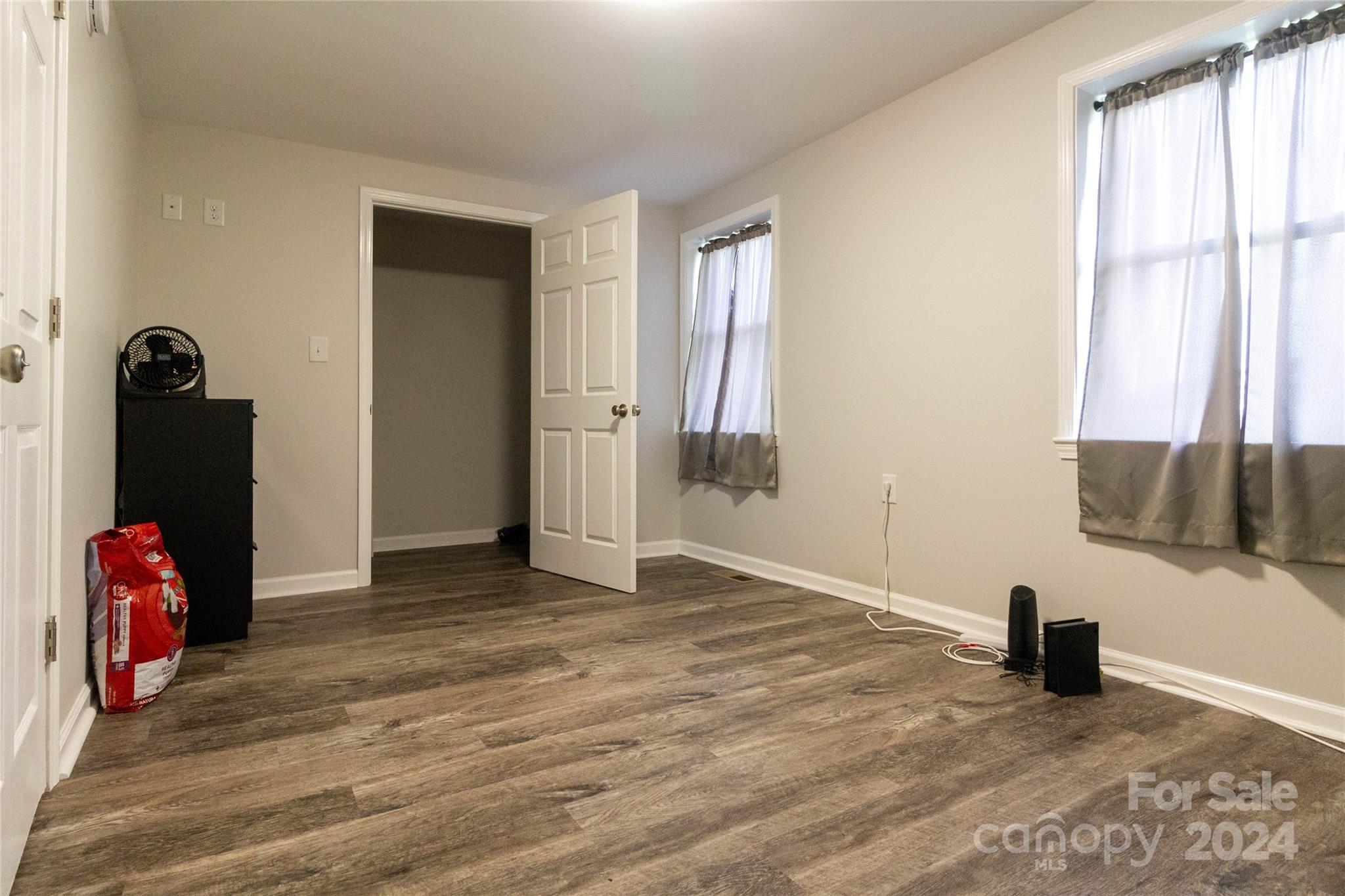 Single Family Residence at 907 Bethlehem Road, Kings Mountain, photo 27 of 54