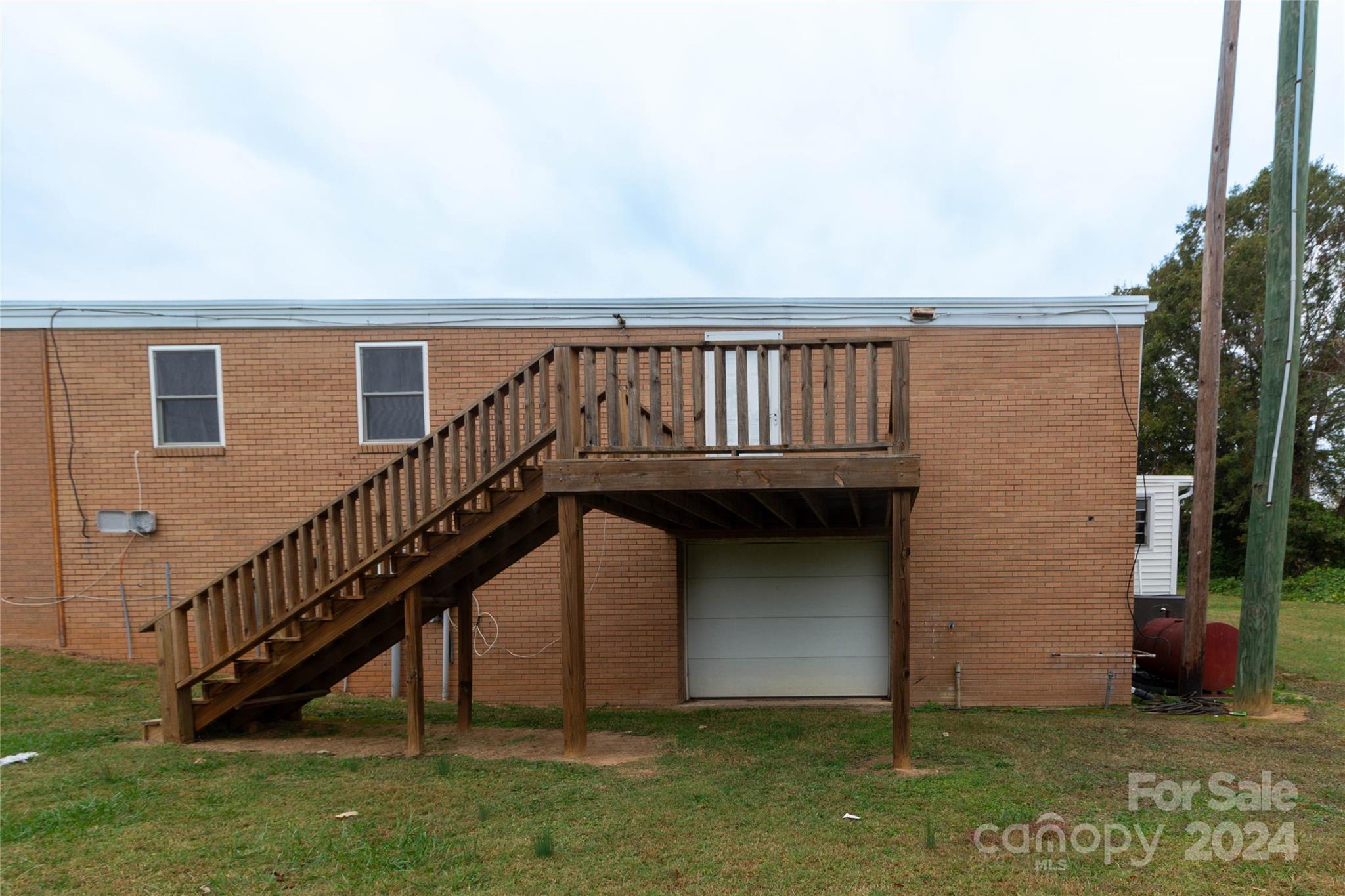 Single Family Residence at 907 Bethlehem Road, Kings Mountain, photo 49 of 54