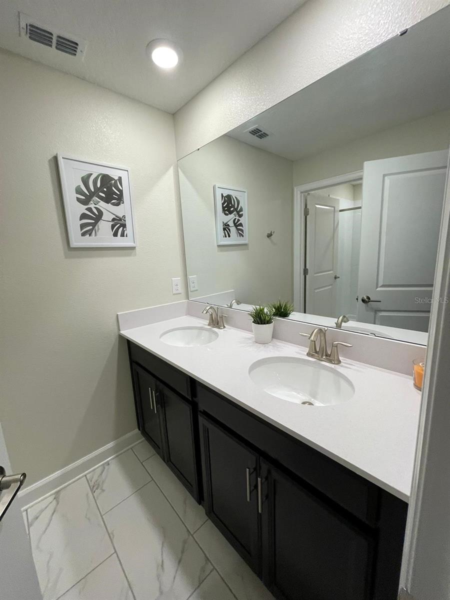 Townhouse at 1144 CHALLENGE DR, DAVENPORT, photo 6 of 21