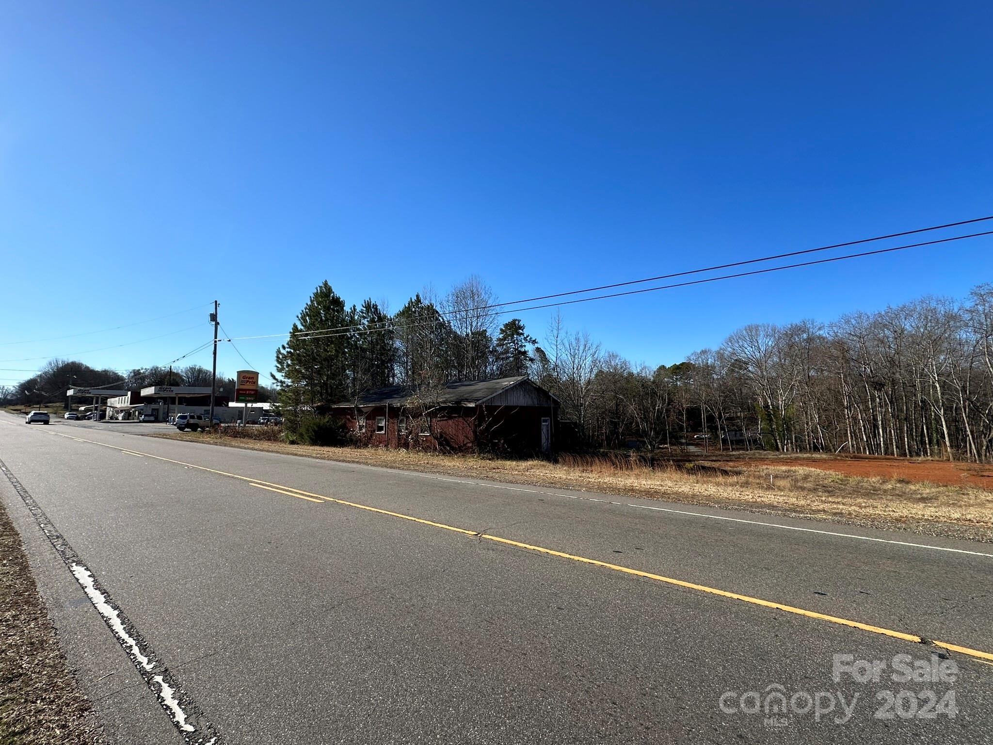 Free Standing Store at 3023 Wilkesboro Highway, Statesville, photo 2 of 21