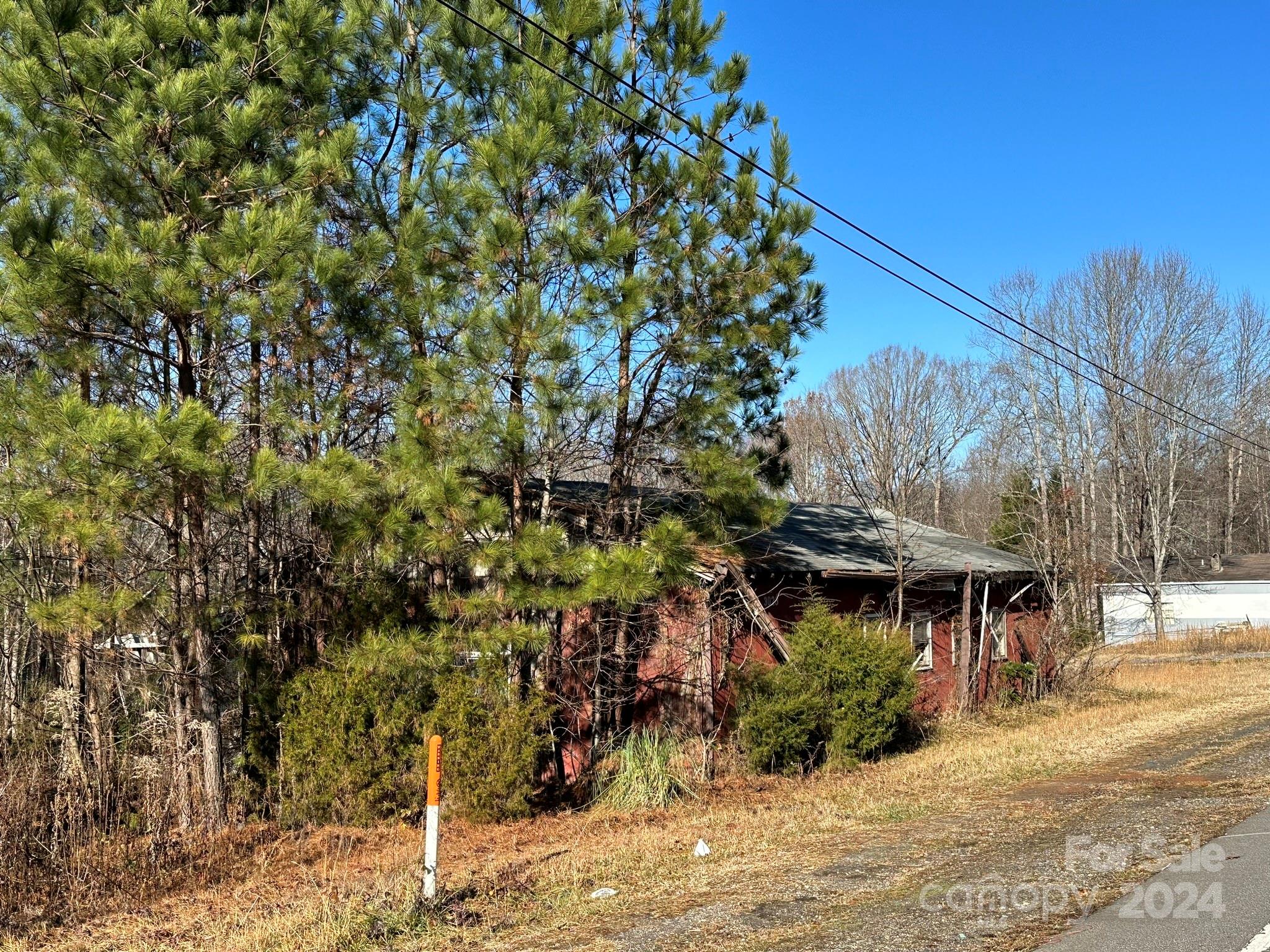 Free Standing Store at 3023 Wilkesboro Highway, Statesville, photo 17 of 21