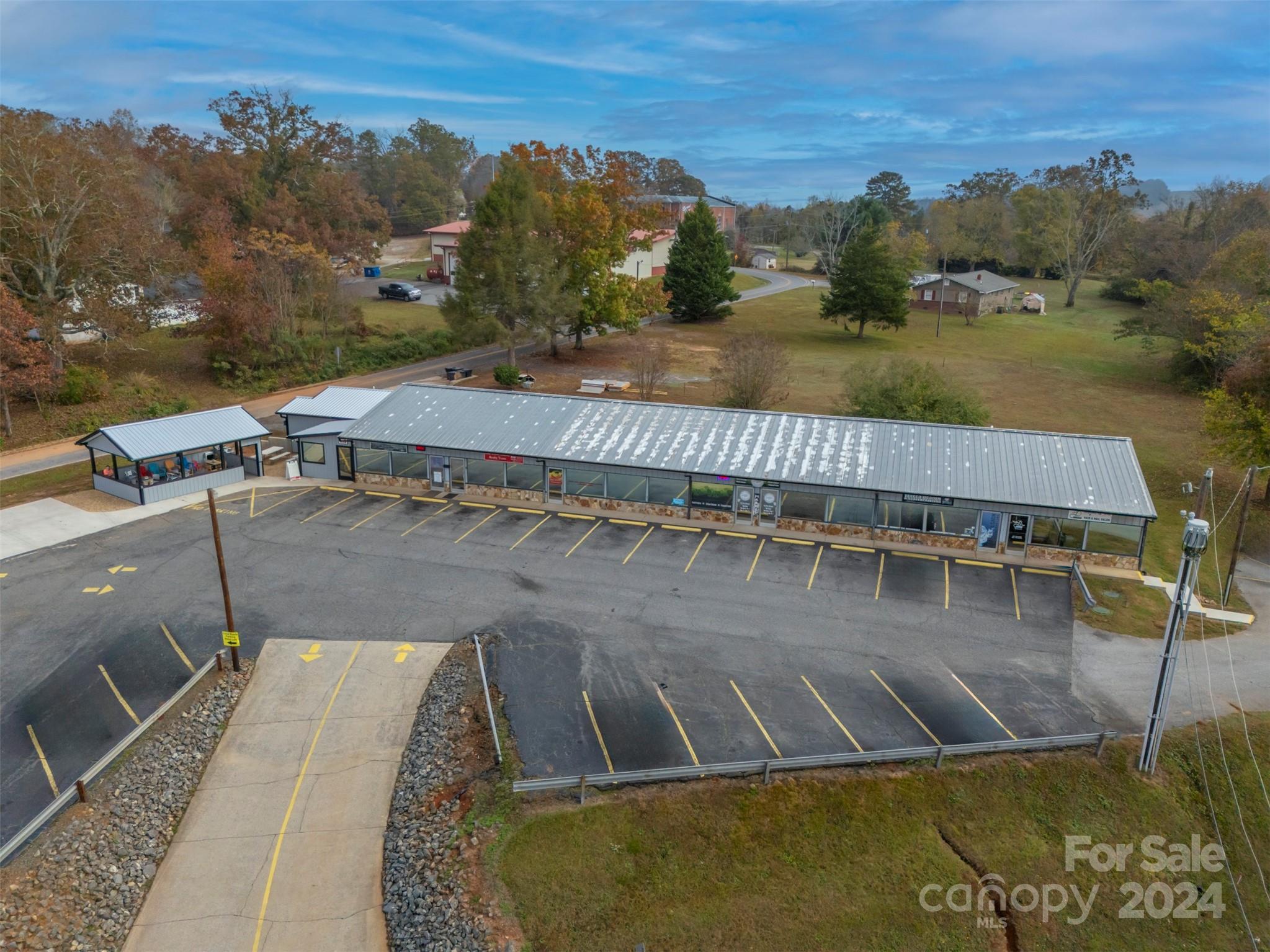 Retail at 82 NC Hwy 9 None, Mill Spring, photo 2 of 40