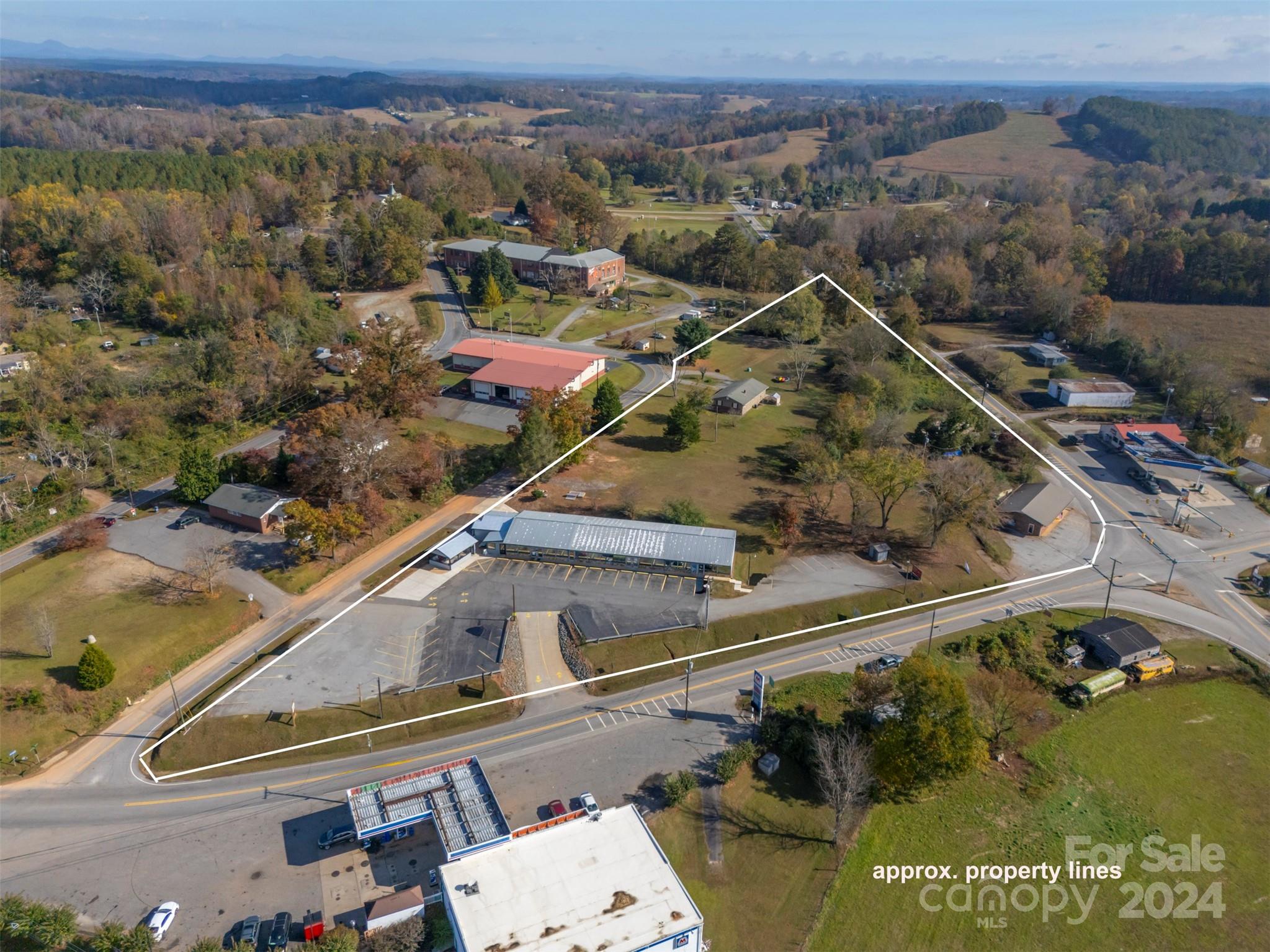 Retail at 82 NC Hwy 9 None, Mill Spring, photo 33 of 40