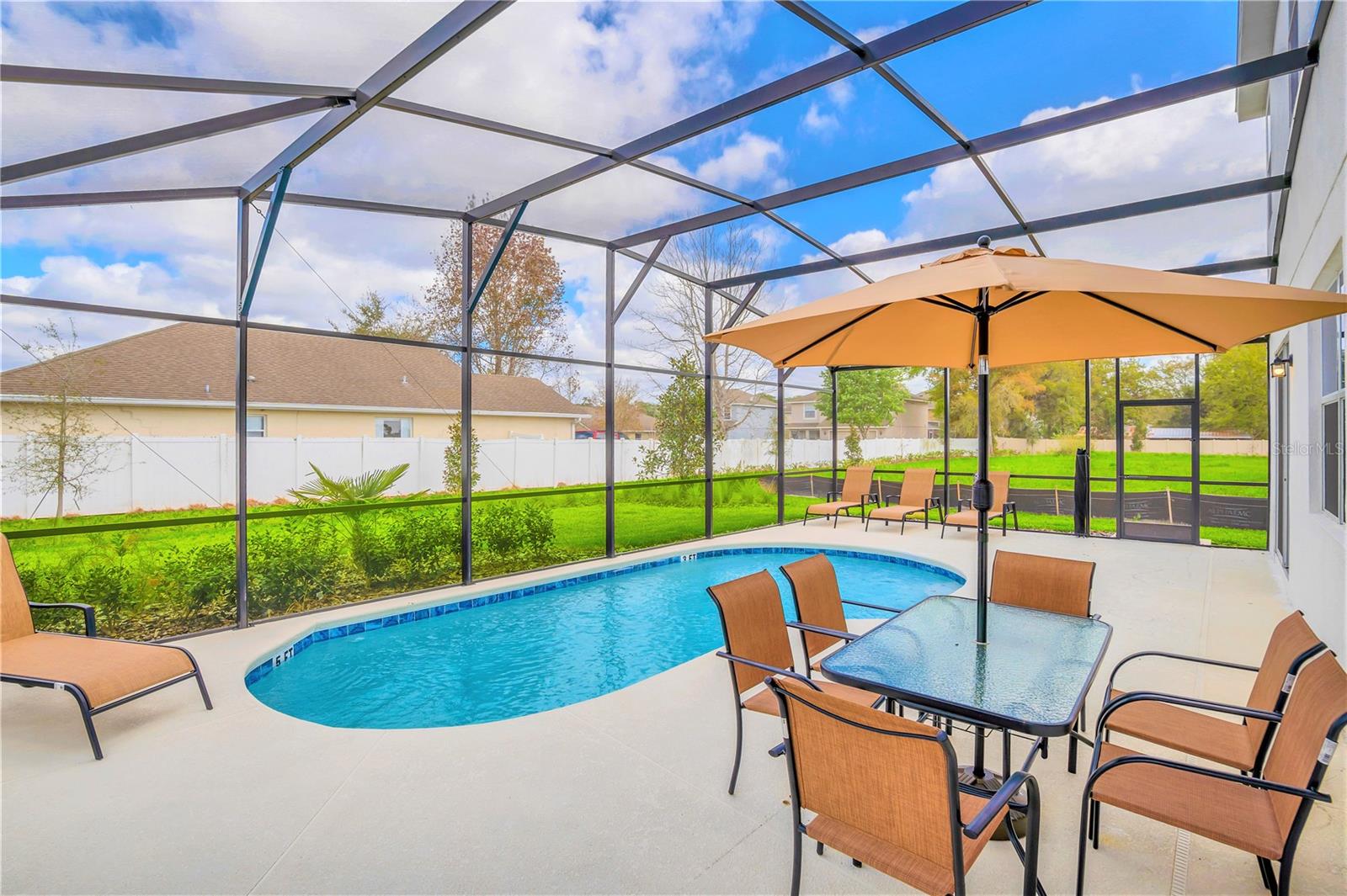 Single Family Residence at 4481 MONADO DR, KISSIMMEE, photo 3 of 27