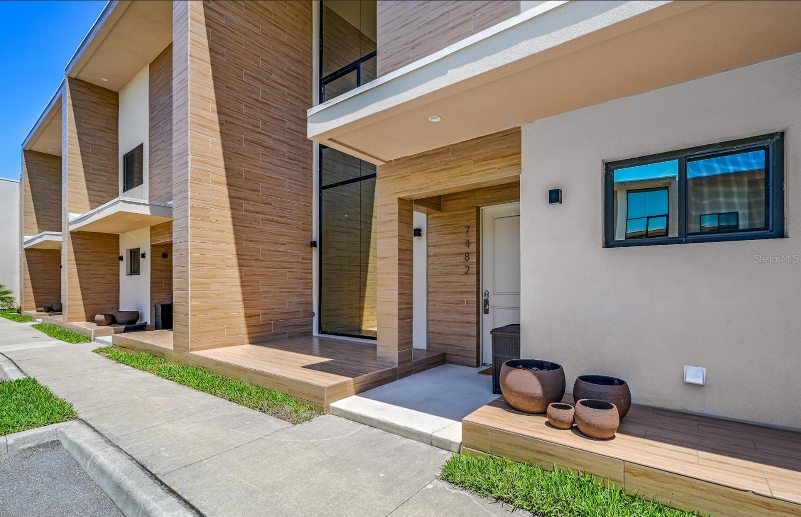Front Entrance View - 7482 BROOKLYN DR, KISSIMMEE