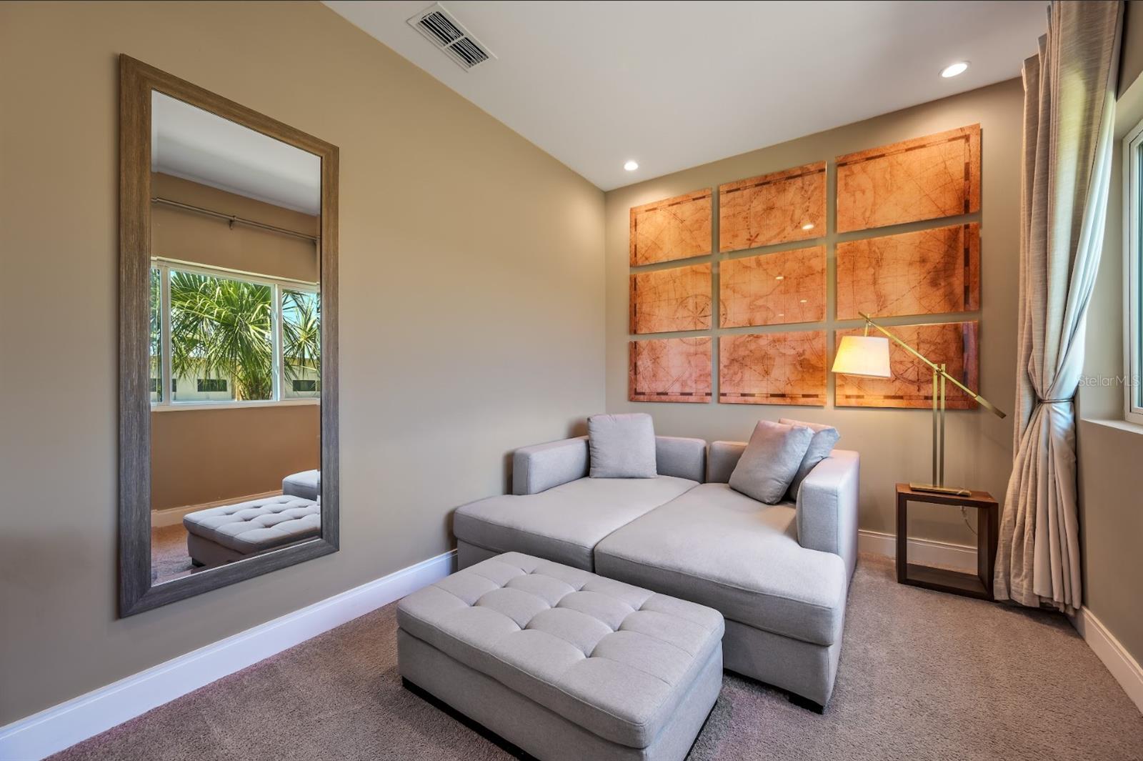 Primary Bedroom Sitting Nook - 7482 BROOKLYN DR, KISSIMMEE