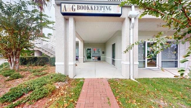 160 CYPRESS POINT PKWY #A102