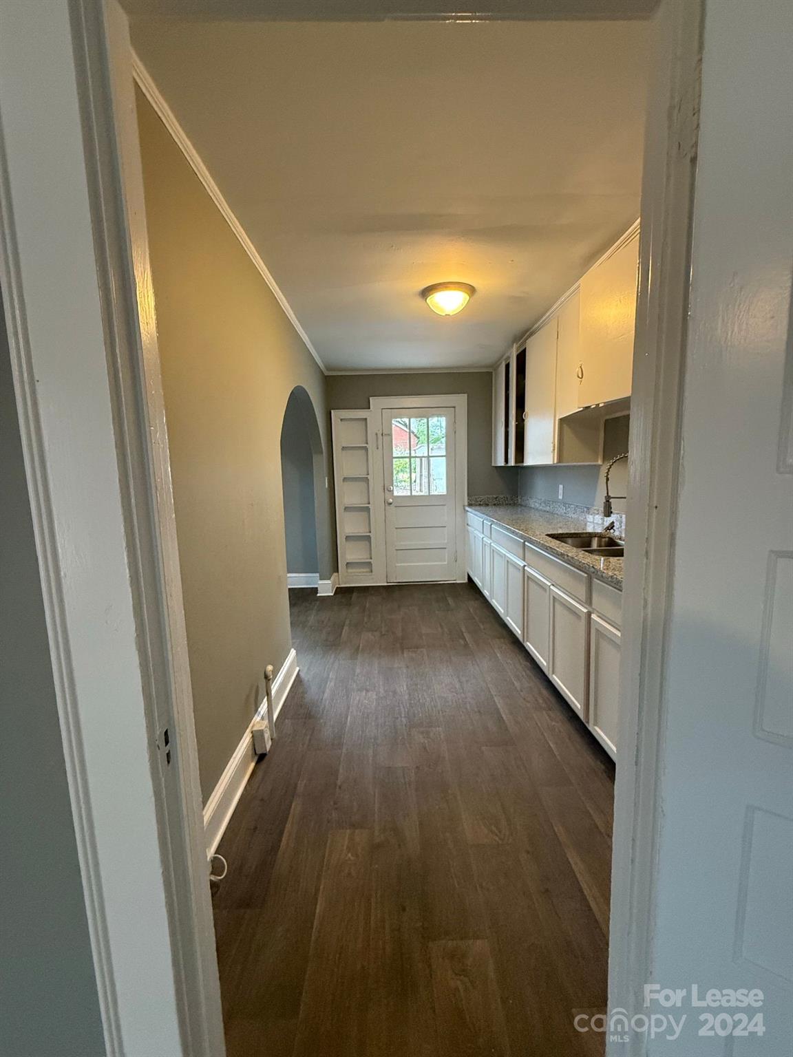 Single Family Residence at 703 Louise Street, Kannapolis, photo 3 of 10